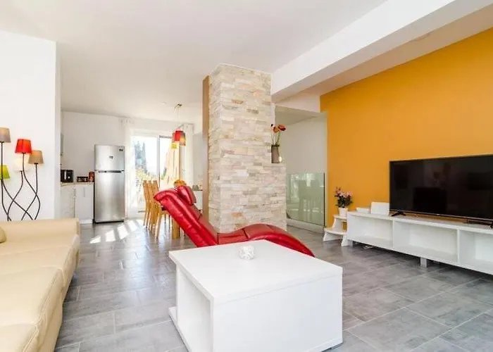 Apartamento Lula Orasac