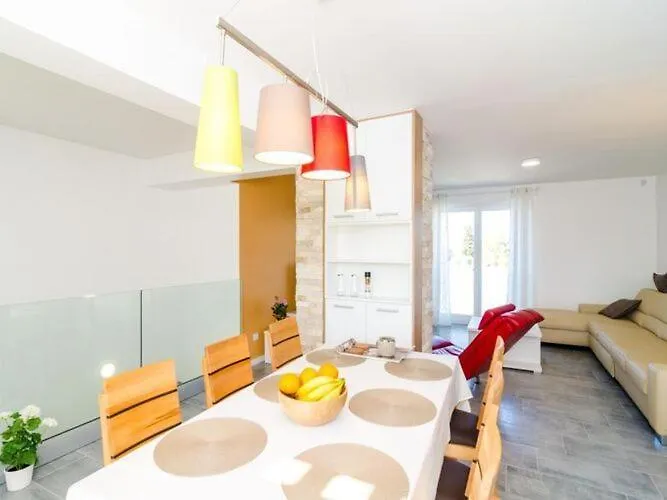 Apartamento Lula Orasac